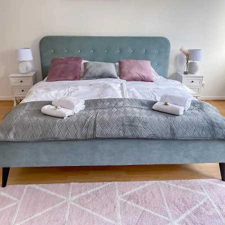 Apartmán Urbansuites - Stylish I Koblenz Center I Kitchen I Up To 115m2 *