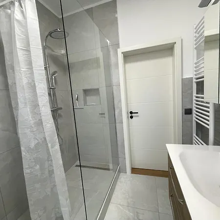 Appartement Urbansuites - Stylish I Koblenz Center I Kitchen I Up To 115m2 Coblence