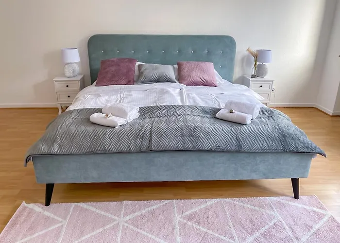 Appartement Urbansuites - Stylish I Koblenz Center I Kitchen I Up To 115m2 *